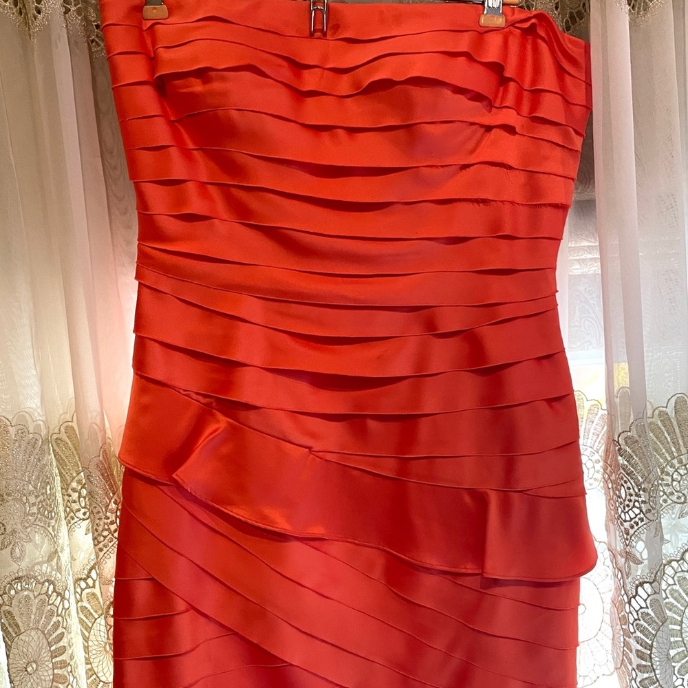 Jessica Simpson strapless ruffle evening dress.